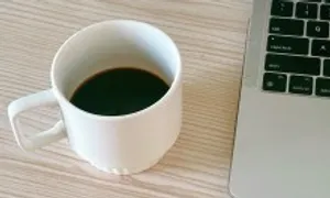 Có nên uống cà phê ngay sau khi thức dậy?